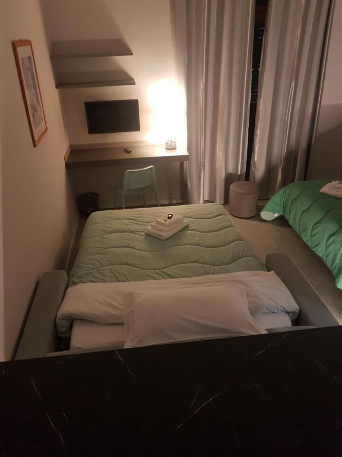 Your Home In Napoli Esterno foto