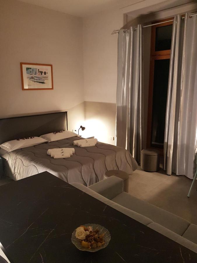 Your Home In Napoli Esterno foto