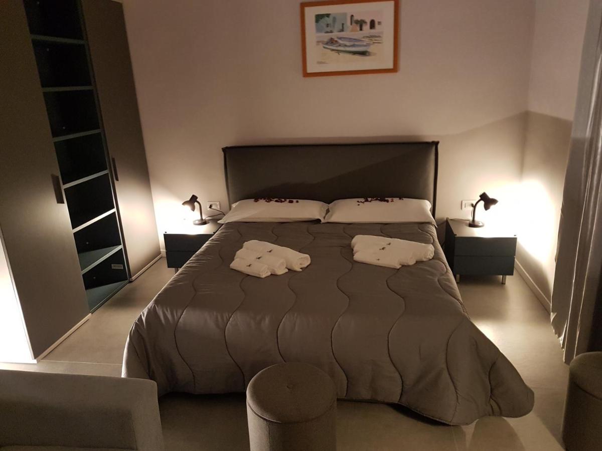 Your Home In Napoli Esterno foto