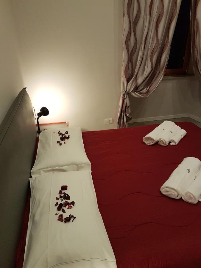 Your Home In Napoli Esterno foto
