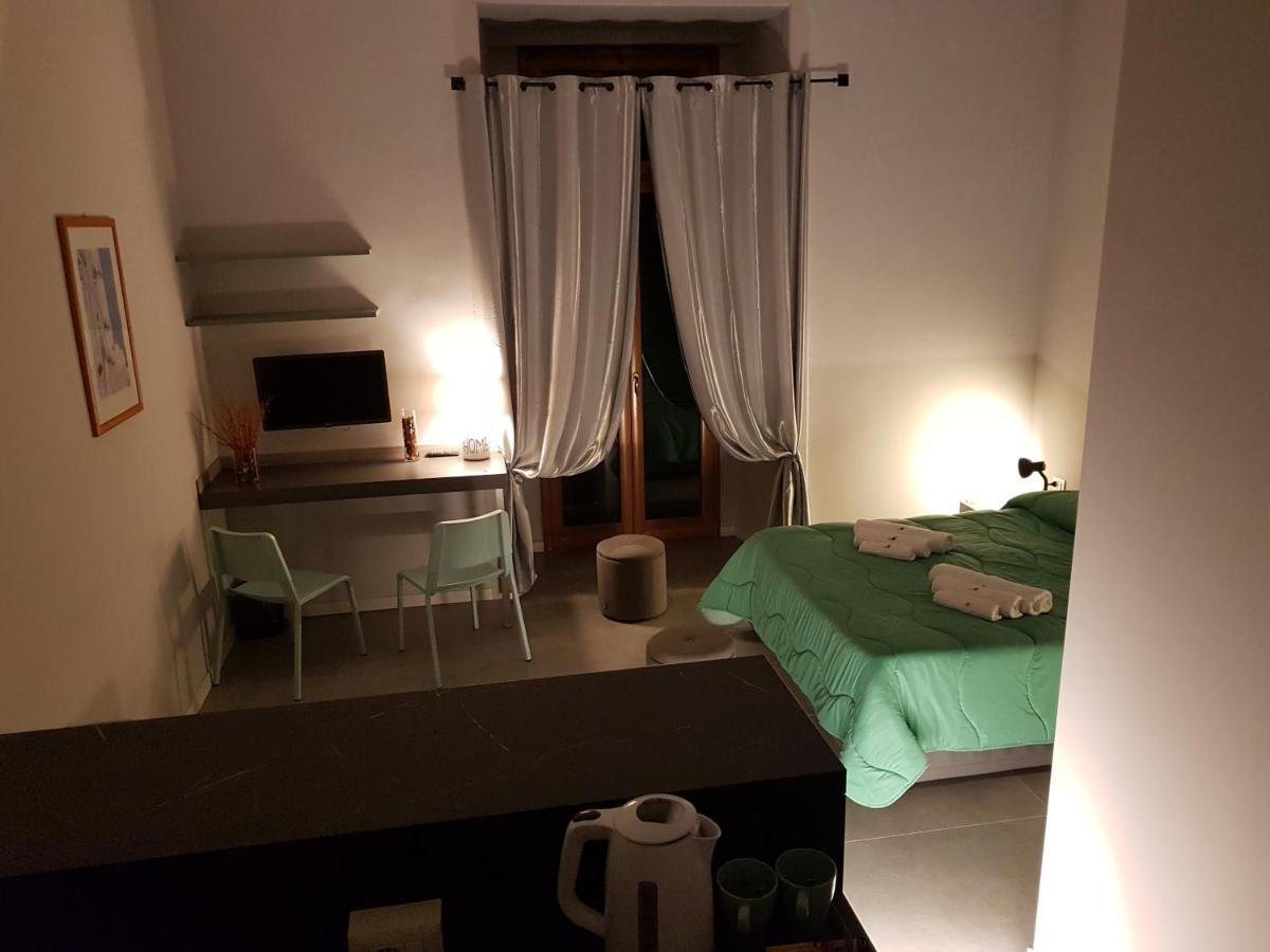 Your Home In Napoli Esterno foto